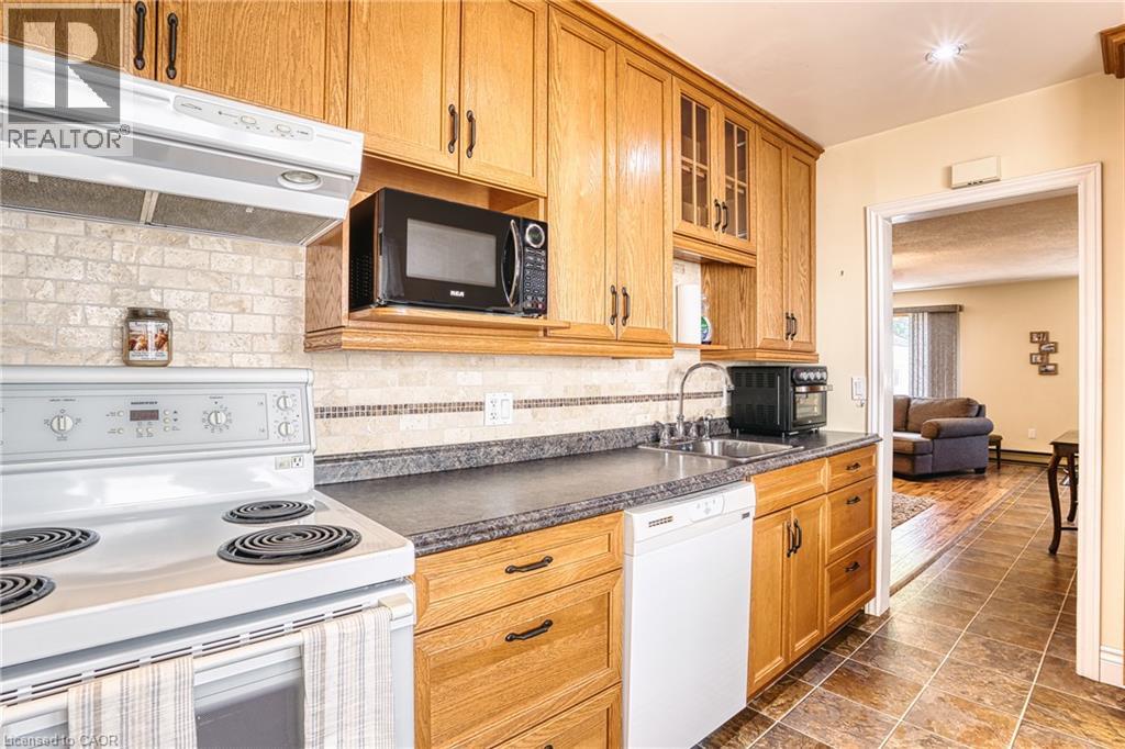 786 Main Street W, Listowel, Ontario  N4W 1B3 - Photo 20 - 40853624