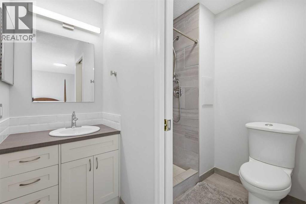 416 Brookpark Drive SW, Calgary, Alberta  T2W 3N7 - Photo 22 - A2331088