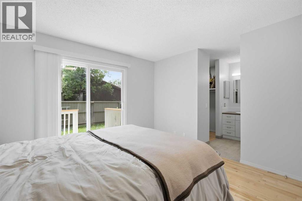 416 Brookpark Drive SW, Calgary, Alberta  T2W 3N7 - Photo 21 - A2331088