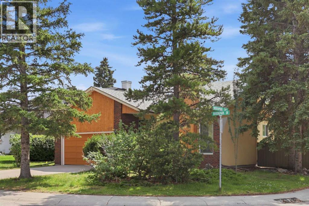 416 Brookpark Drive SW, Calgary, Alberta  T2W 3N7 - Photo 3 - A2331088