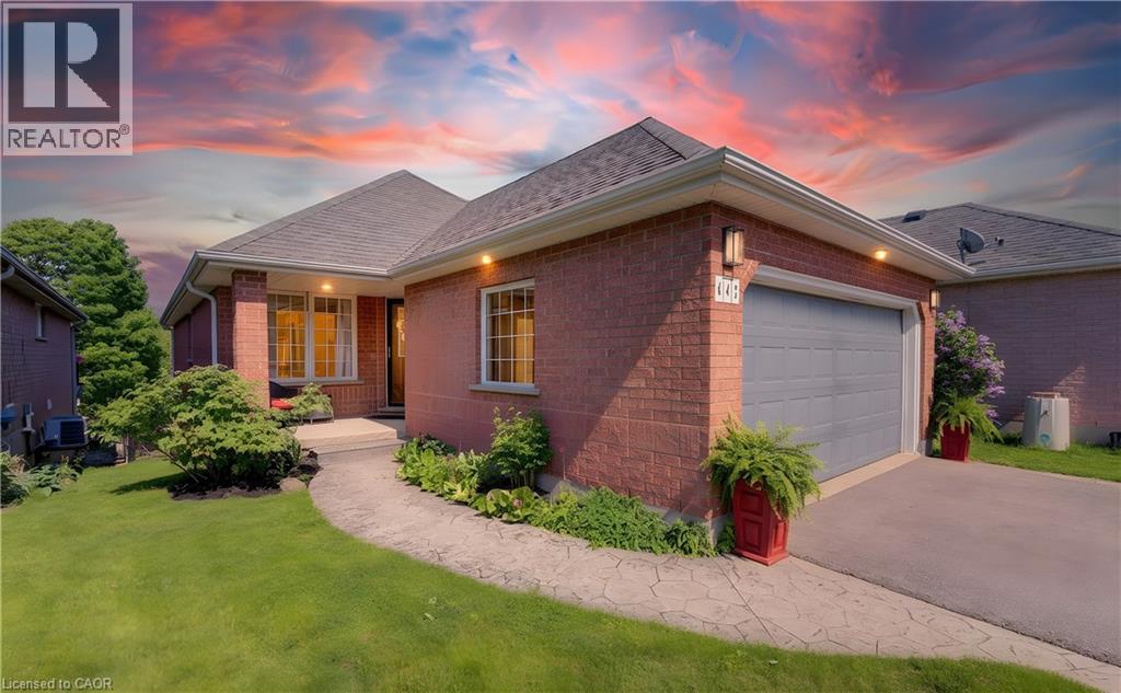 442 SANDBANKS Crescent, Waterloo, Ontario