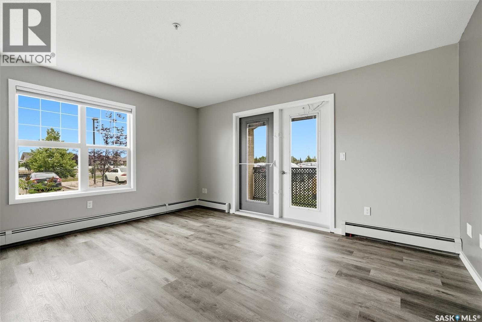 114 1610 Dakota Drive, Regina, Saskatchewan  S4Z 0A5 - Photo 4 - SK045912
