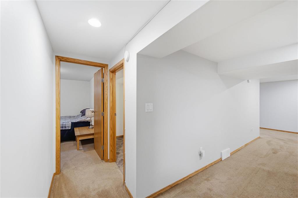 806 Oakenwald Avenue, Winnipeg, Manitoba R3T 1N1 - Photo 20 - 202620757