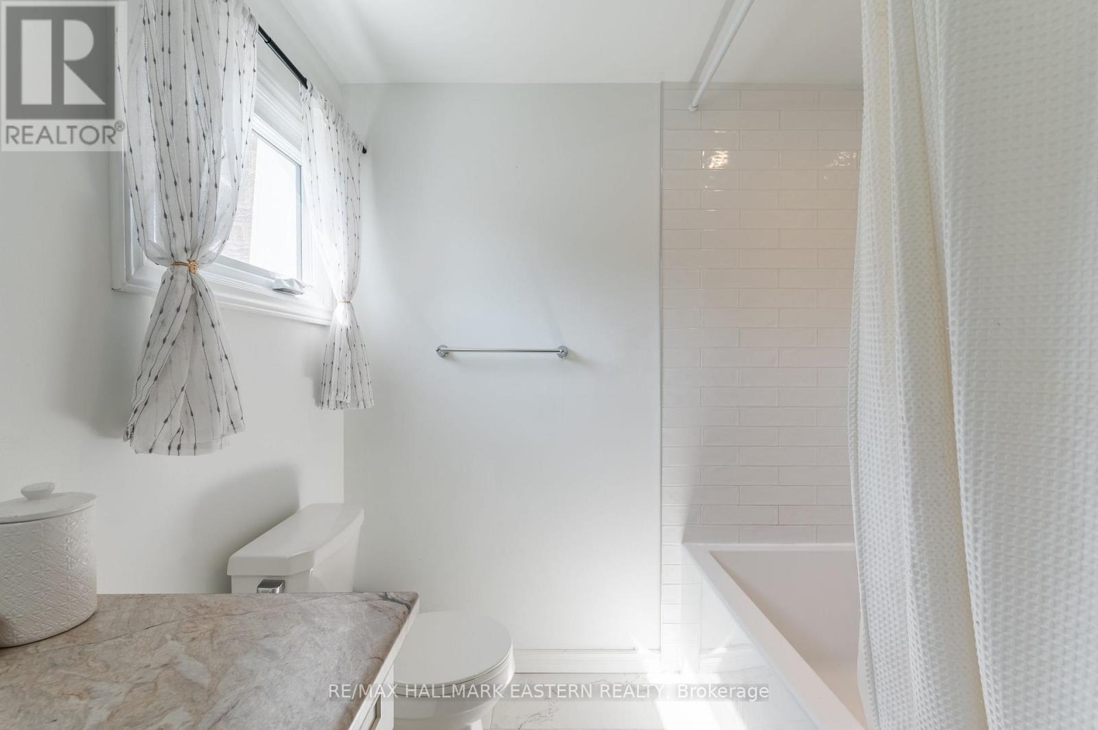 210 Maxwell Avenue, Peterborough, Ontario  K9J 1B5 - Photo 22 - X13588962