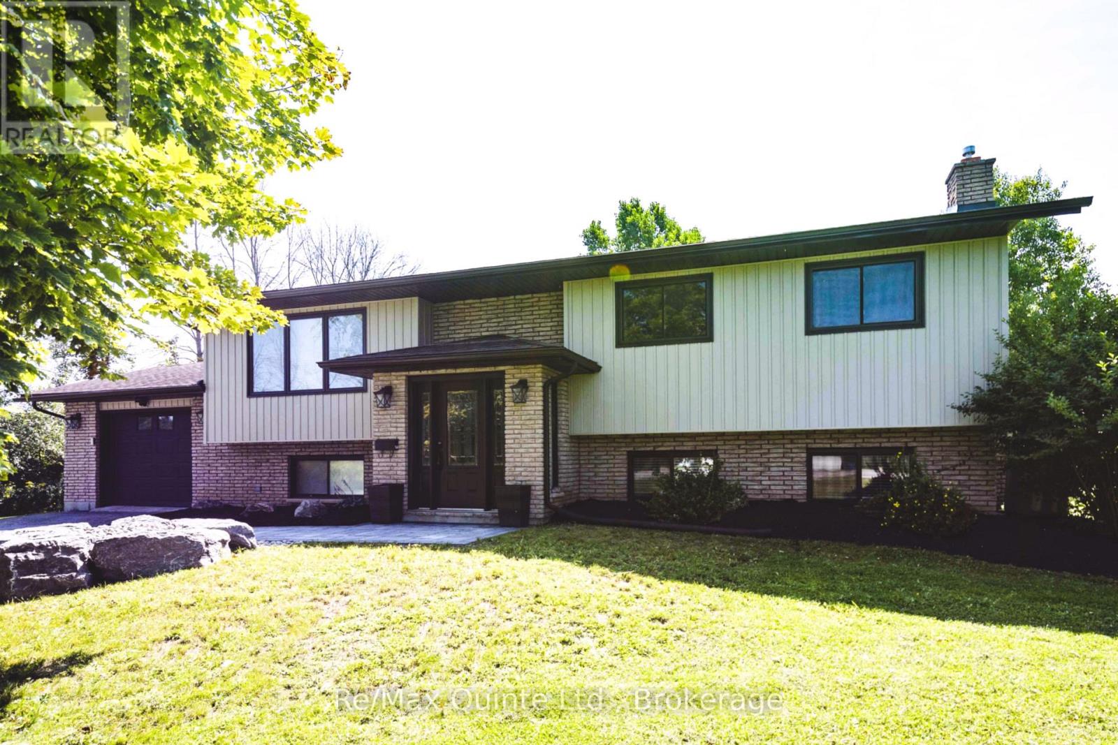 43 FRANKFORD ROAD, Belleville, Ontario