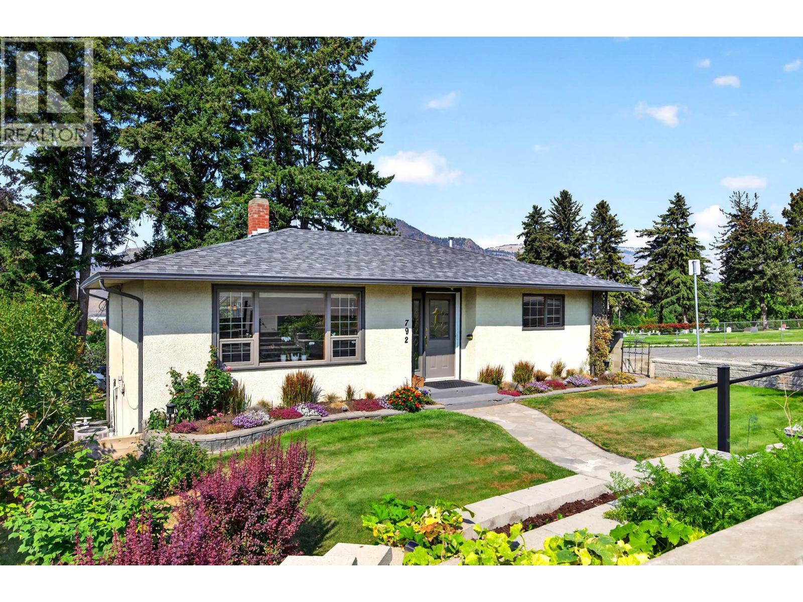 792 Munro Street, Kamloops, British Columbia  V2C 3E8 - Photo 33 - 10398049