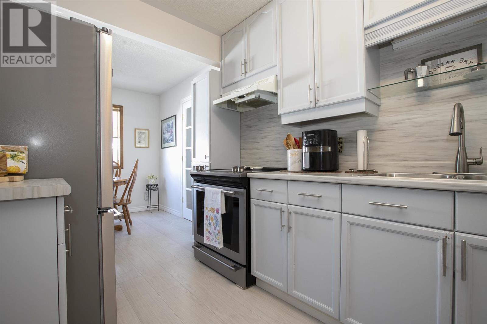 1015 Lake St, Sault Ste. Marie, Ontario P6B 6B5 - Photo 18 - SM262223