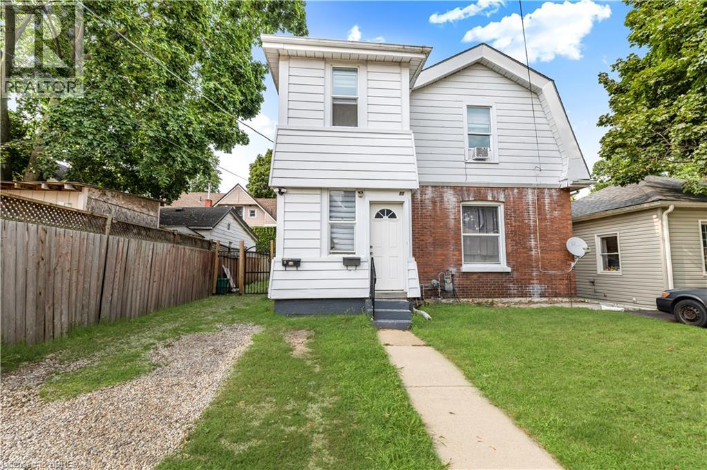 86 VICTORIA Street, Brantford, Ontario