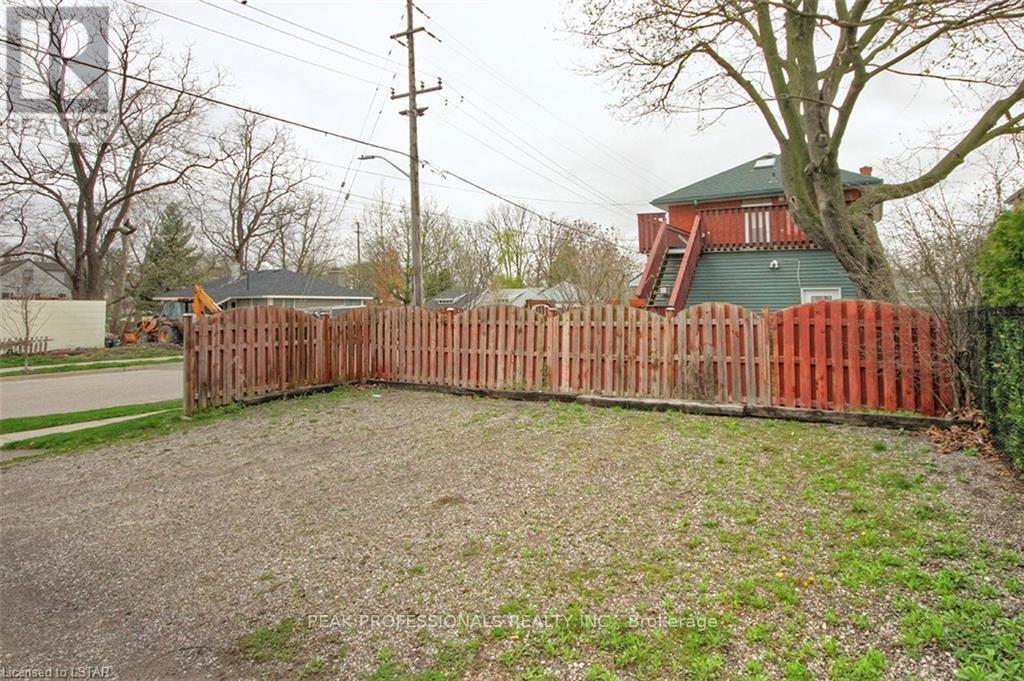 Upper Unit - 35 Cliftonvale Avenue, London South, Ontario  N6J 1J5 - Photo 17 - X13687210