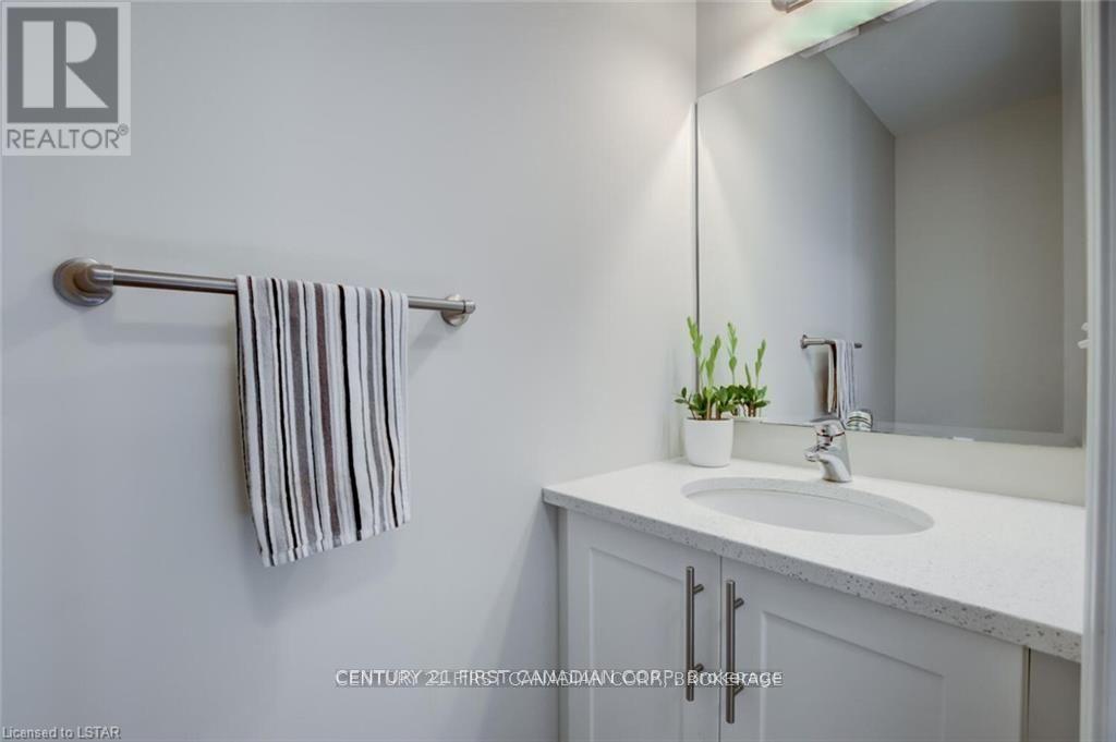 117 - 1010 Fanshawe Park Road E, London North, Ontario  N5X 0K9 - Photo 3 - X13687234