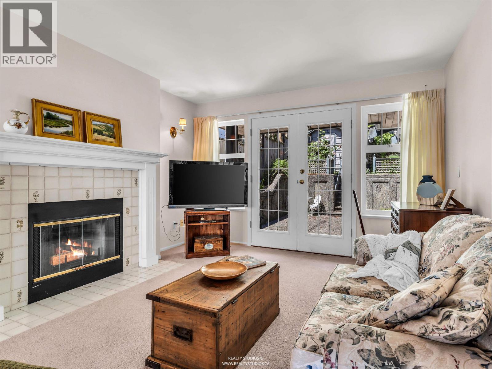 2558 Panorama Drive, North Vancouver, British Columbia  V7G 1V5 - Photo 32 - R3156608