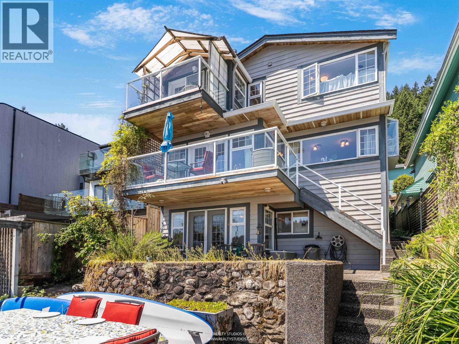 2558 Panorama Drive, North Vancouver, British Columbia  V7G 1V5 - Photo 21 - R3156608