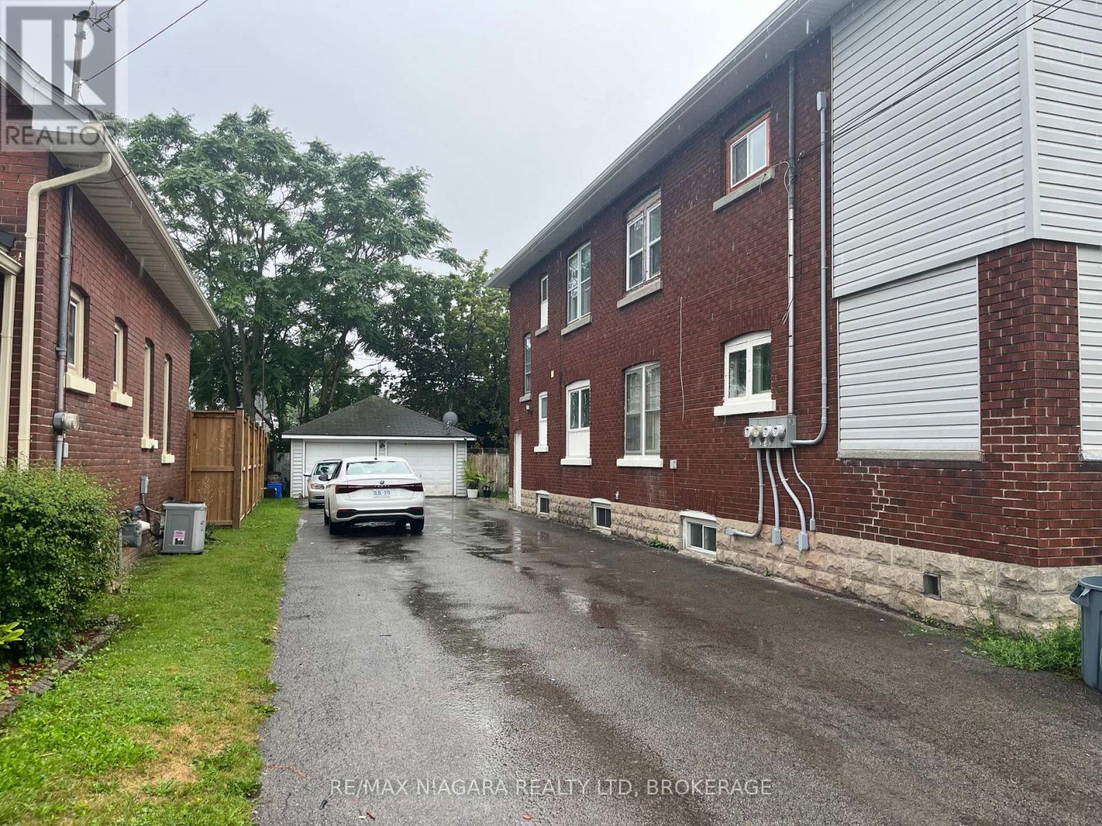 Upper Front - 243 Dufferin Street, Fort Erie, Ontario  L2A 2T7 - Photo 19 - X13653728