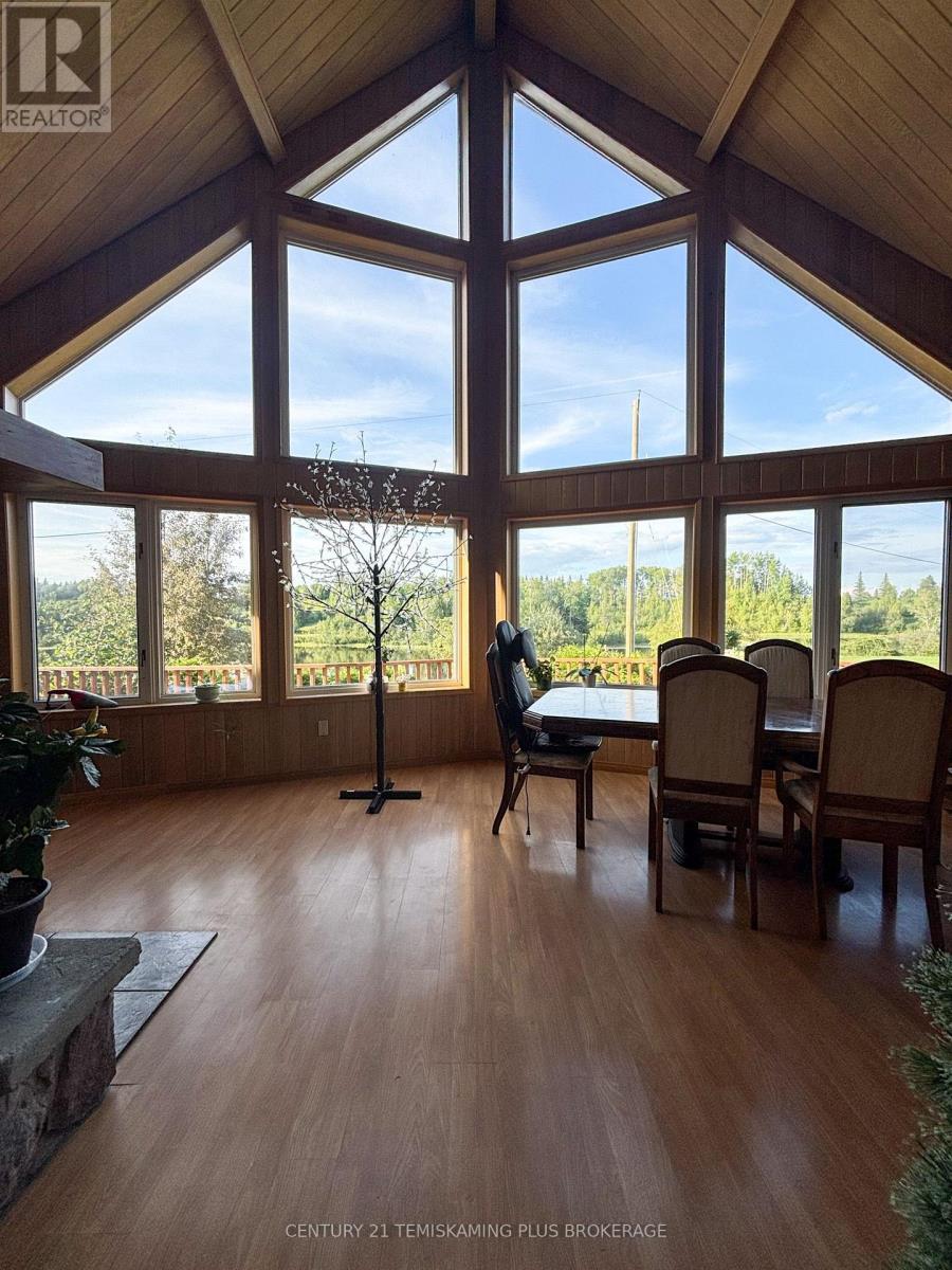 65 Lakeshore Avenue, Englehart, Ontario  P0J 1B0 - Photo 12 - T13687436