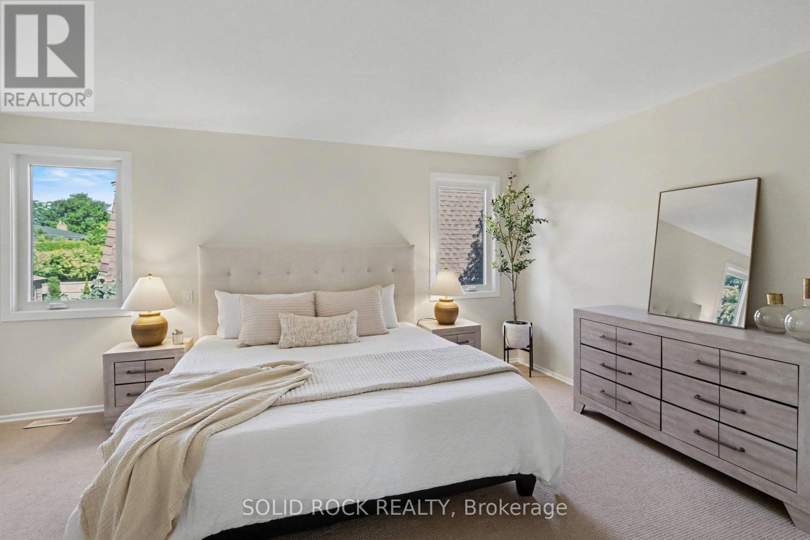1599 Featherston Drive, Ottawa, Ontario  K1H 6N9 - Photo 18 - X13687406