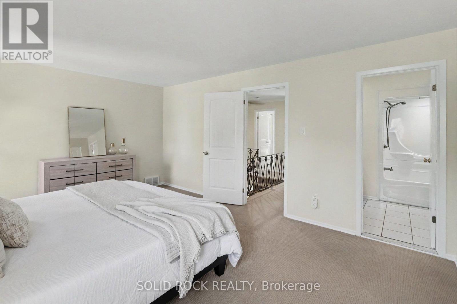 1599 Featherston Drive, Ottawa, Ontario  K1H 6N9 - Photo 20 - X13687406