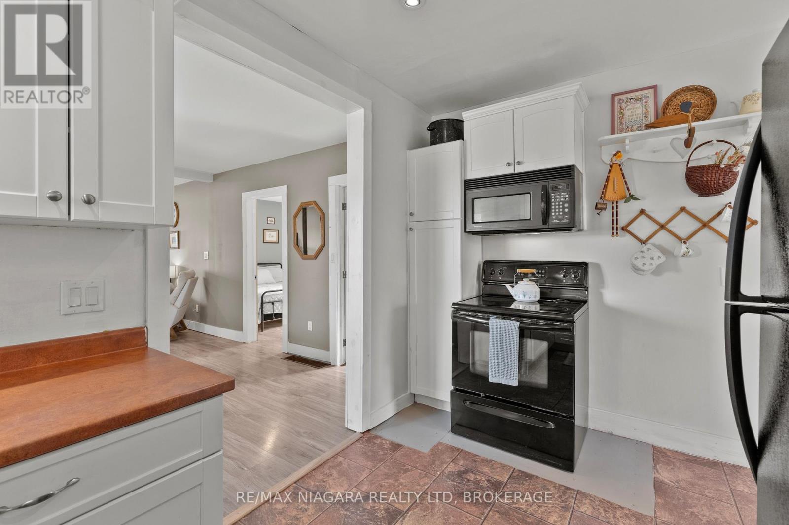 702 Main Street W, Port Colborne, Ontario L3K 5V4 - Photo 15 - X13687216