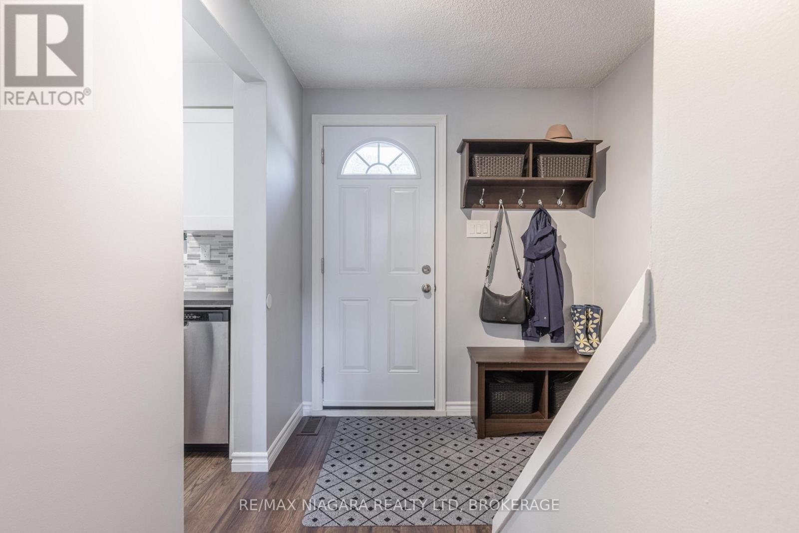 67 - 25 Linfield Drive, St. Catharines, Ontario L2N 5T7 - Photo 3 - X13687380