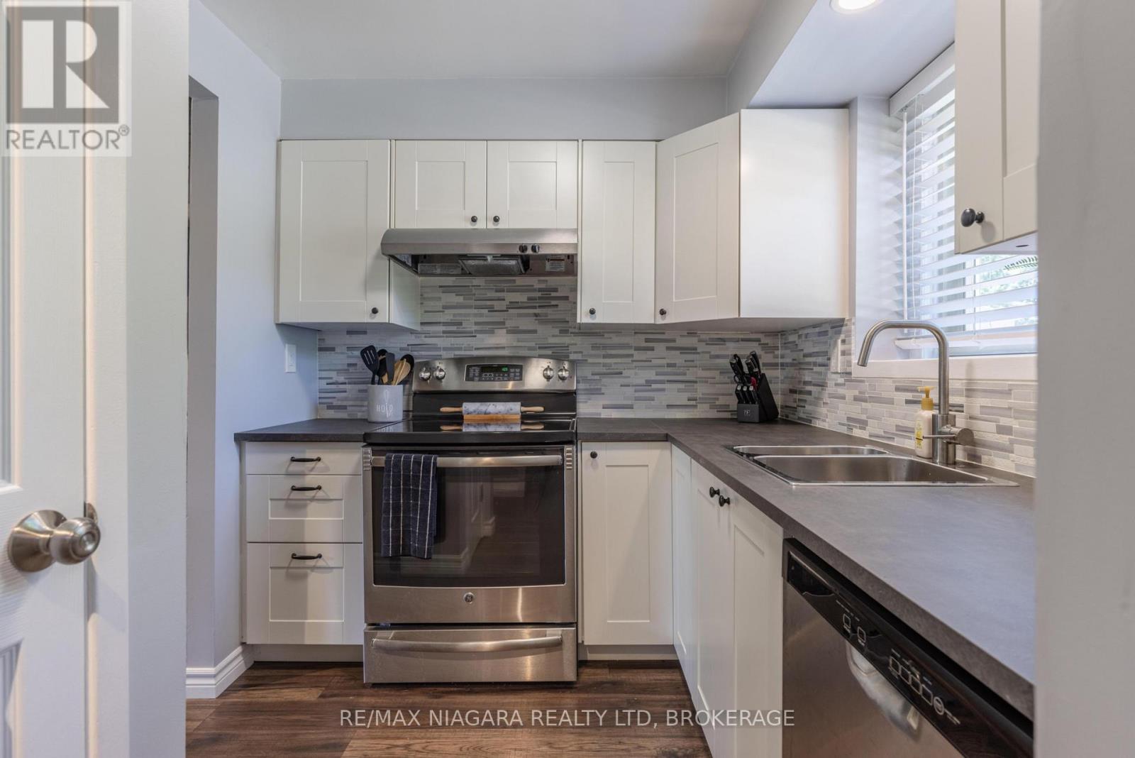 67 - 25 Linfield Drive, St. Catharines, Ontario L2N 5T7 - Photo 4 - X13687380