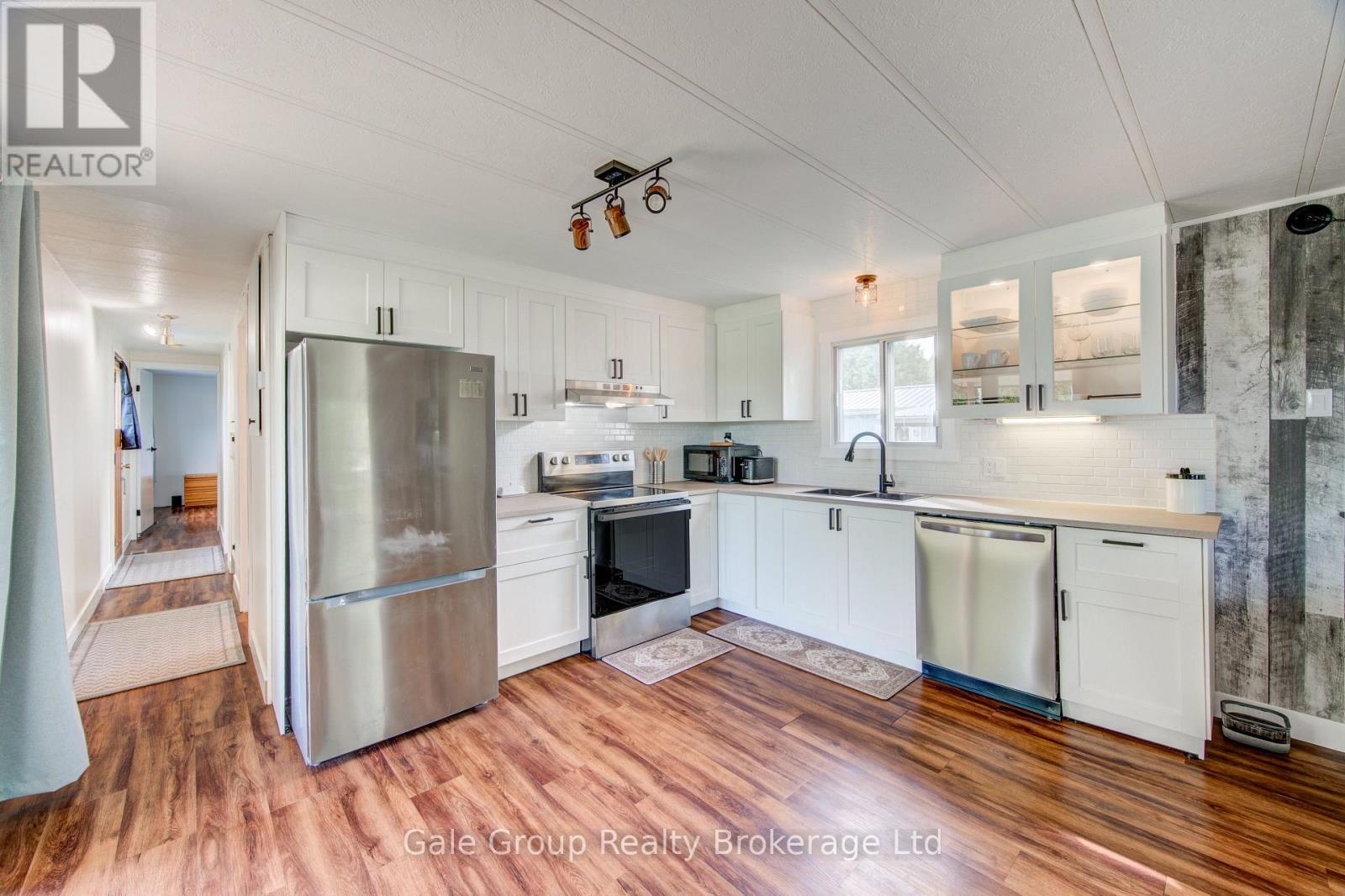 32 Pineview Ave Avenue, Malahide, Ontario  N0L 2J0 - Photo 21 - X13687488