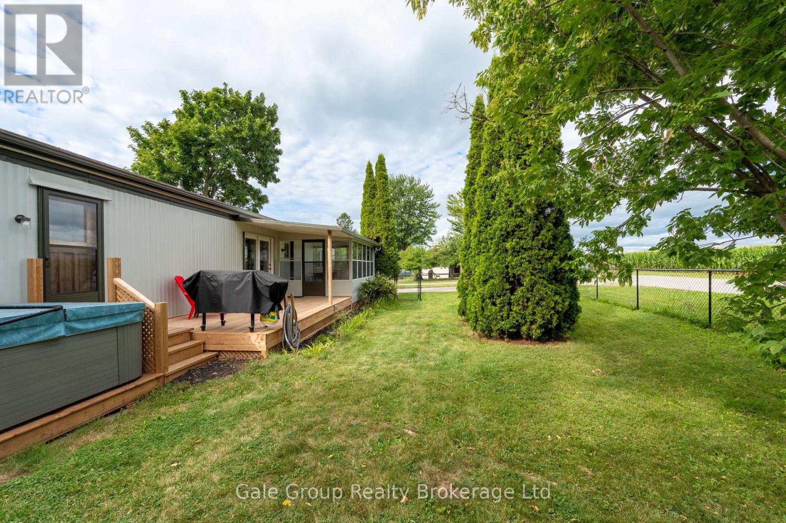 32 Pineview Ave Avenue, Malahide, Ontario  N0L 2J0 - Photo 9 - X13687488