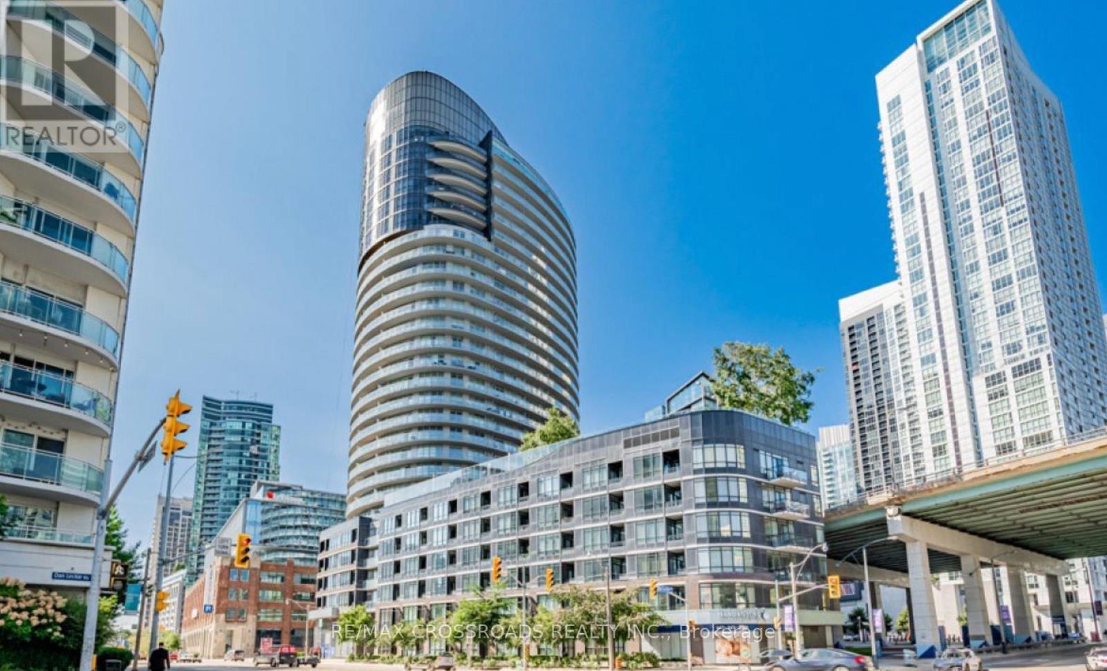 519 - 38 DAN LECKIE WAY, Toronto, Ontario