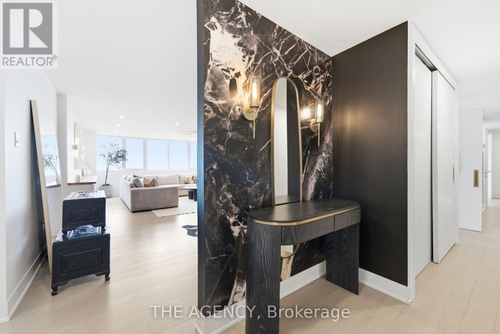 15c - 256 Jarvis Street, Toronto, Ontario  M5B 2J4 - Photo 2 - C13687246