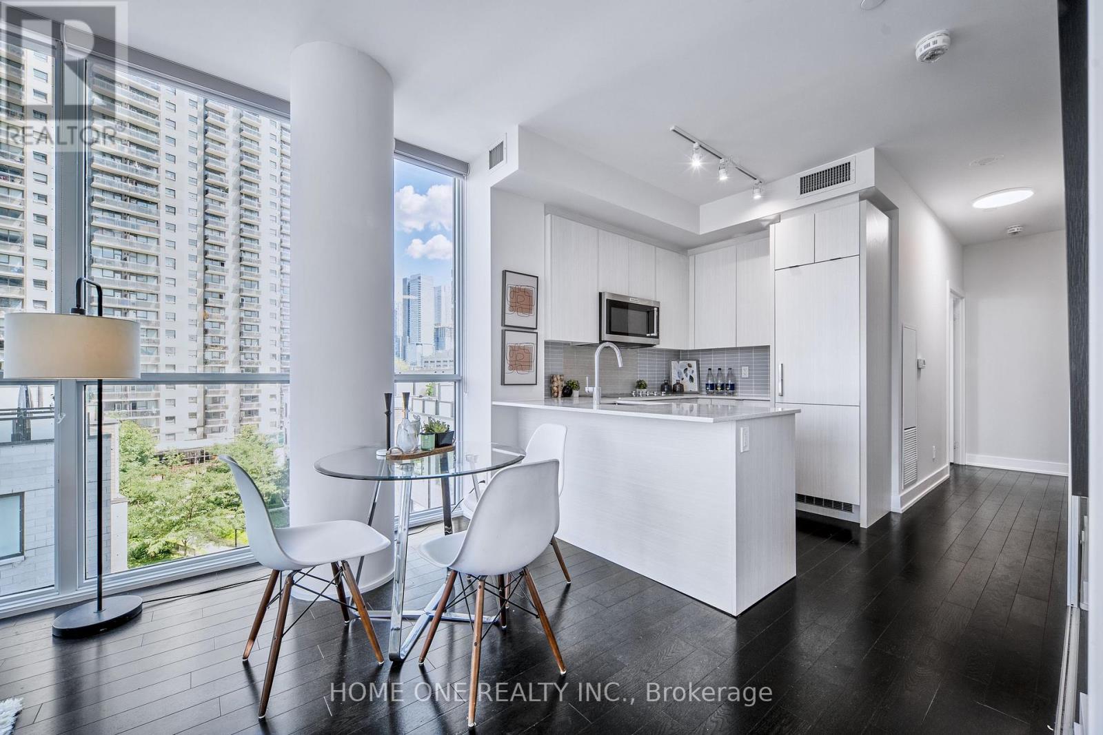 404 - 181 Bedford Road, Toronto, Ontario  M5R 0C2 - Photo 17 - C13687266