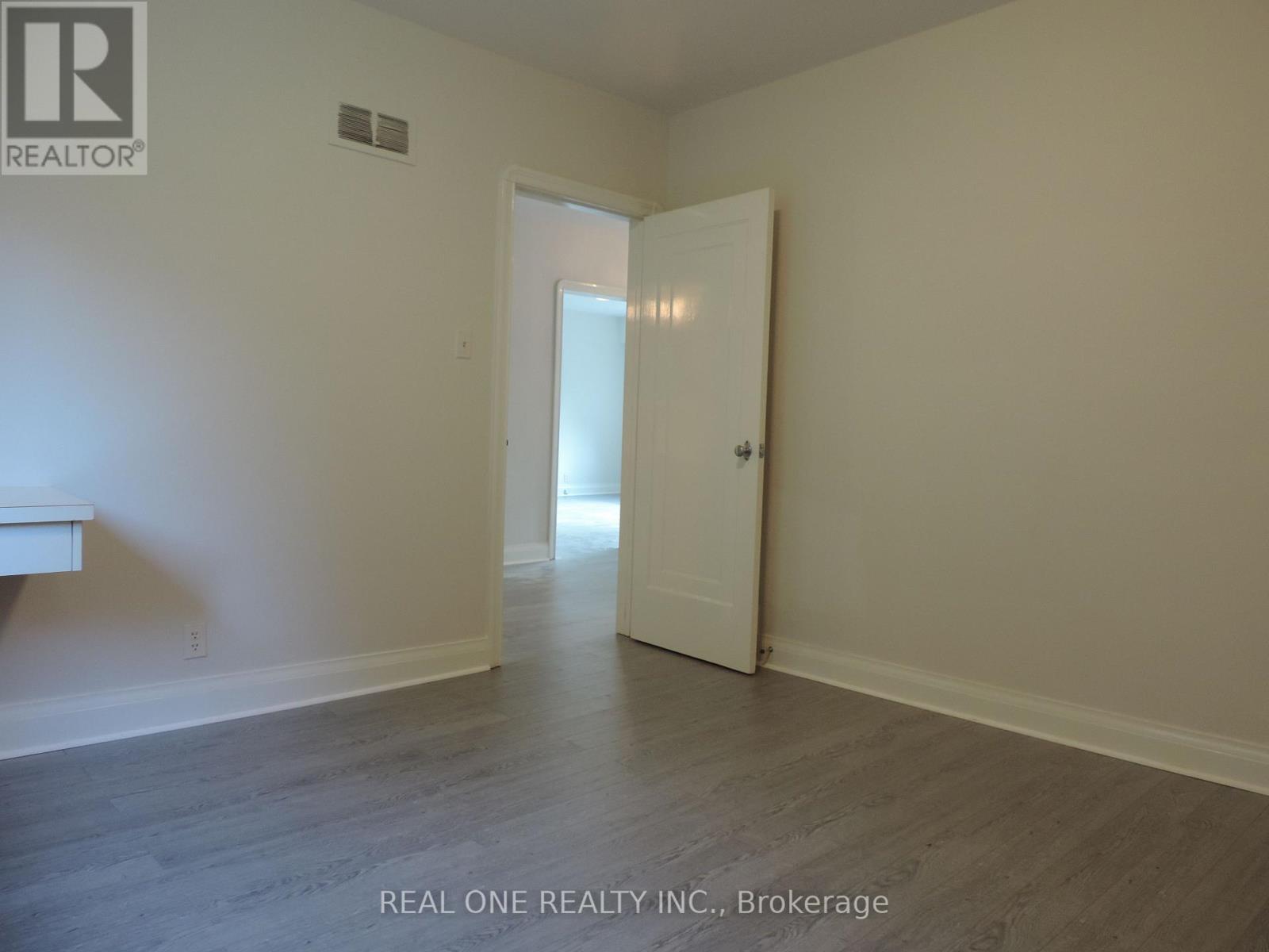 616 Briar Hill Avenue, Toronto, Ontario  M5N 1N2 - Photo 11 - C13687286