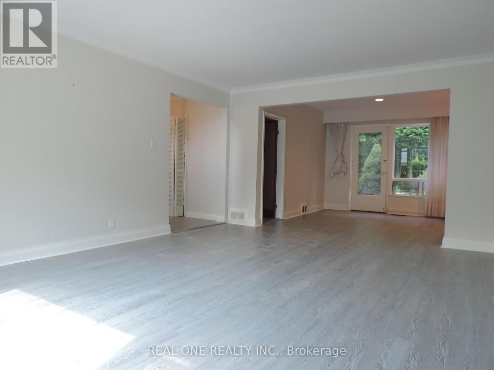 616 Briar Hill Avenue, Toronto, Ontario  M5N 1N2 - Photo 4 - C13687286