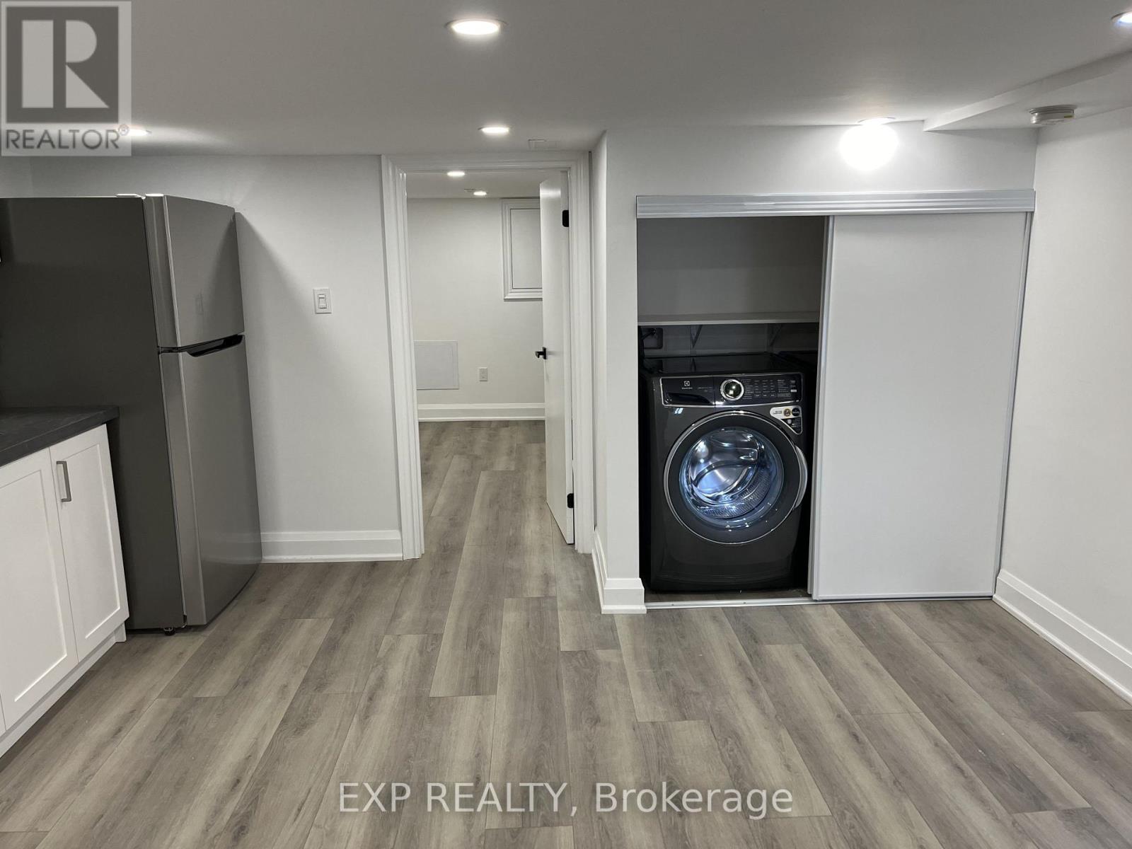 Lower - 143 Gladstone Avenue, Toronto, Ontario  M6J 3L1 - Photo 6 - C13687322