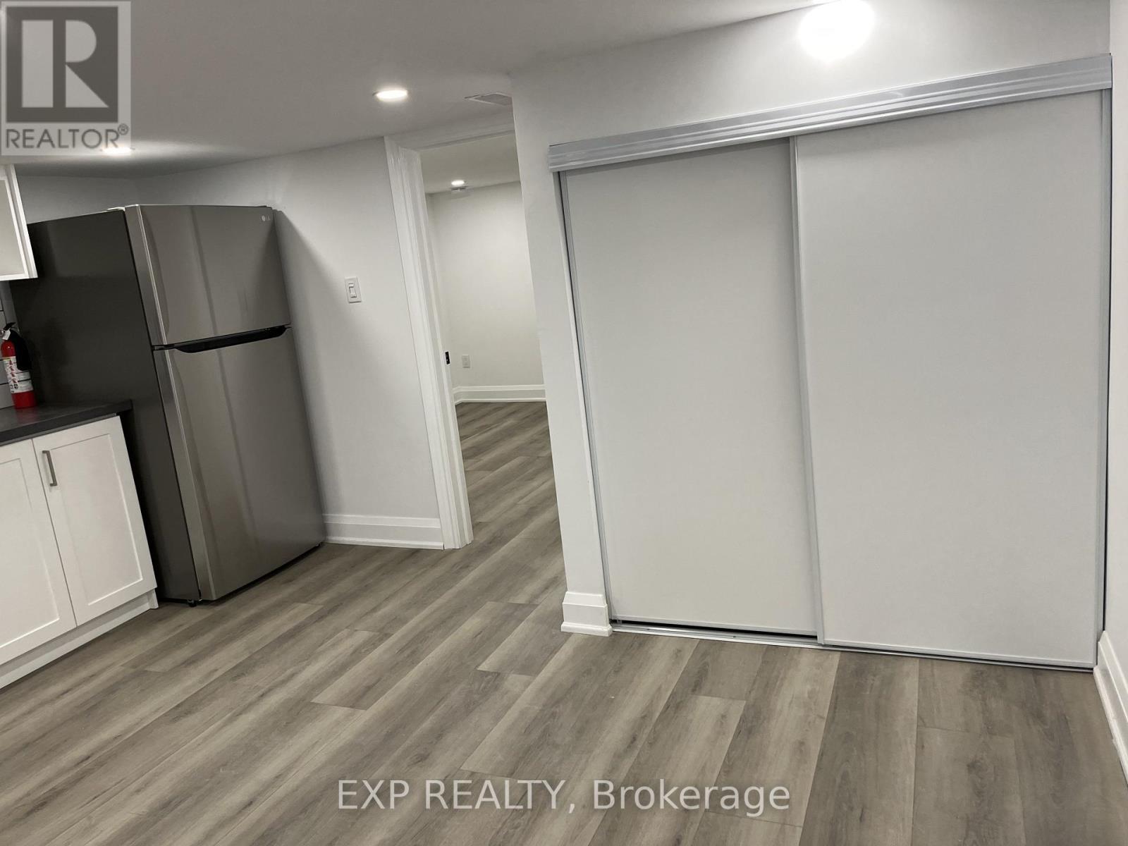 Lower - 143 Gladstone Avenue, Toronto, Ontario  M6J 3L1 - Photo 7 - C13687322