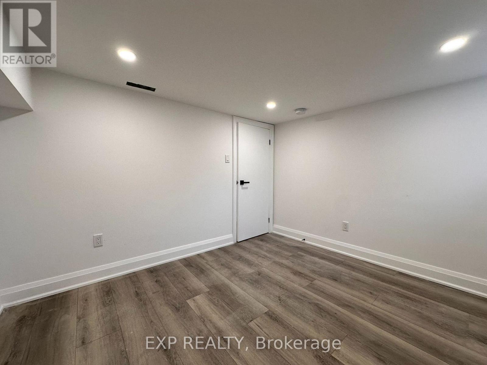 Lower - 143 Gladstone Avenue, Toronto, Ontario  M6J 3L1 - Photo 9 - C13687322