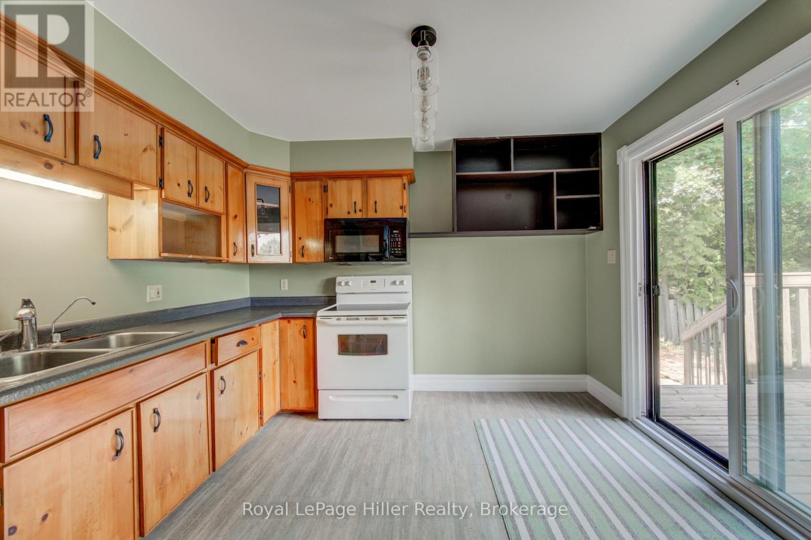 181 Church Street, Stratford, Ontario  N5A 2R4 - Photo 10 - X13687474