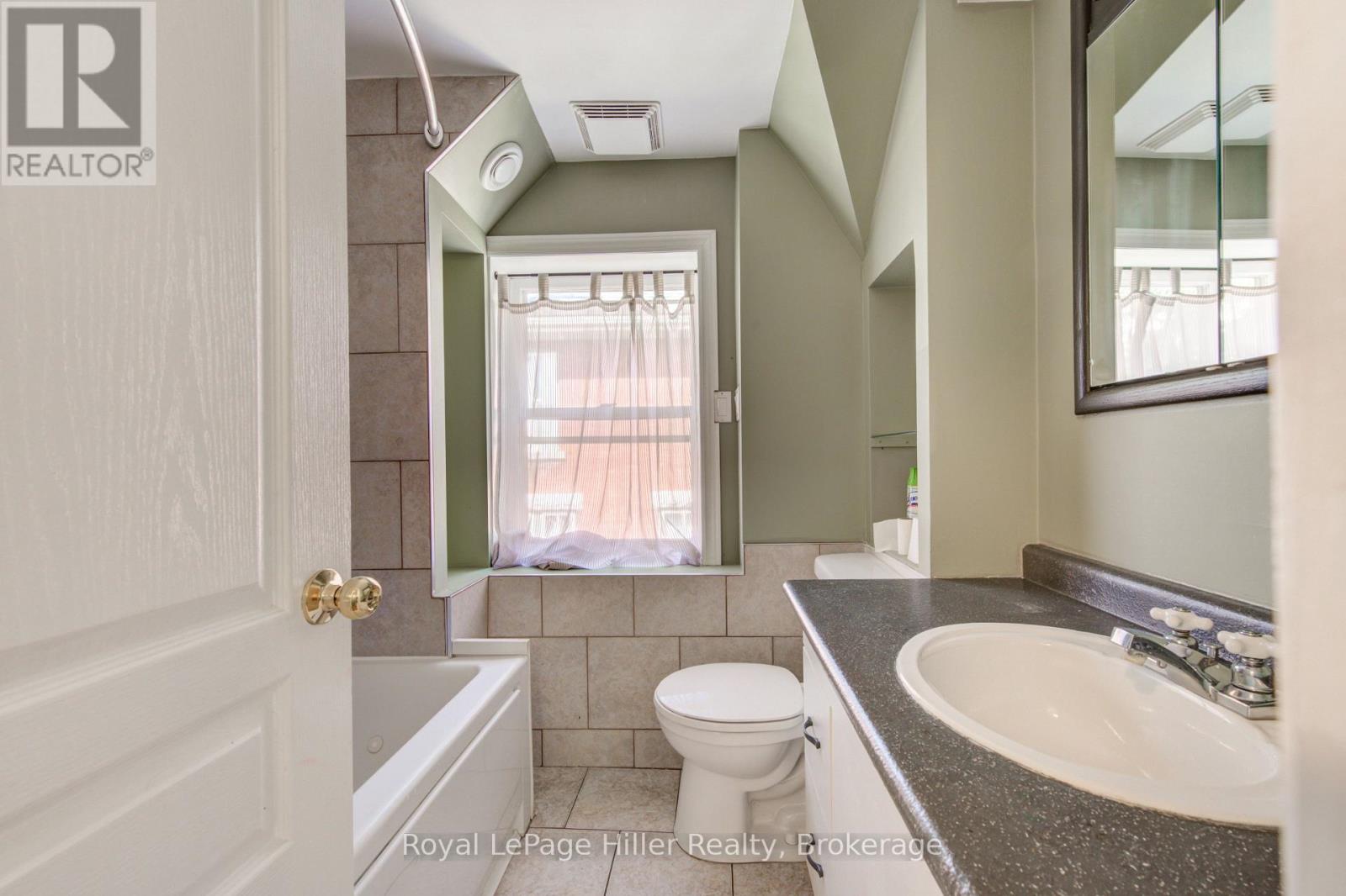 181 Church Street, Stratford, Ontario  N5A 2R4 - Photo 14 - X13687474