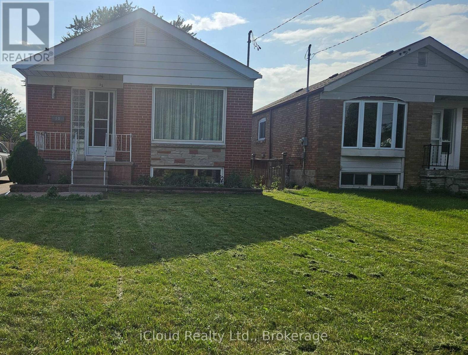 MAIN - 32 FREY CRESCENT, Toronto, Ontario