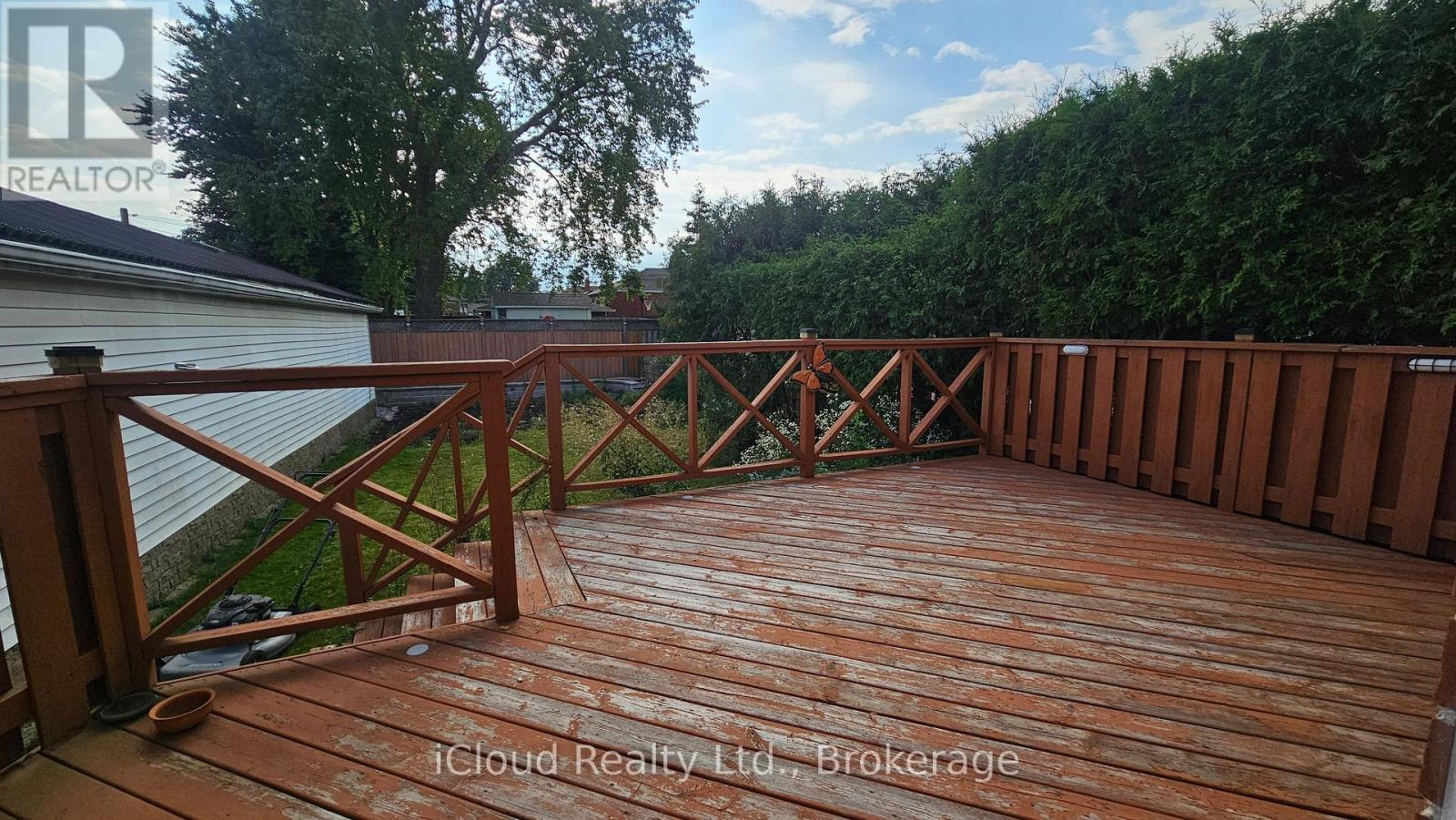 Main - 32 Frey Crescent, Toronto, Ontario  M1R 2C6 - Photo 15 - E13687200