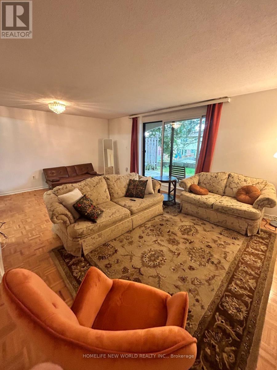 Unit 6 - 25 Pebble Byway, Toronto, Ontario  M2H 2M5 - Photo 3 - C13177902