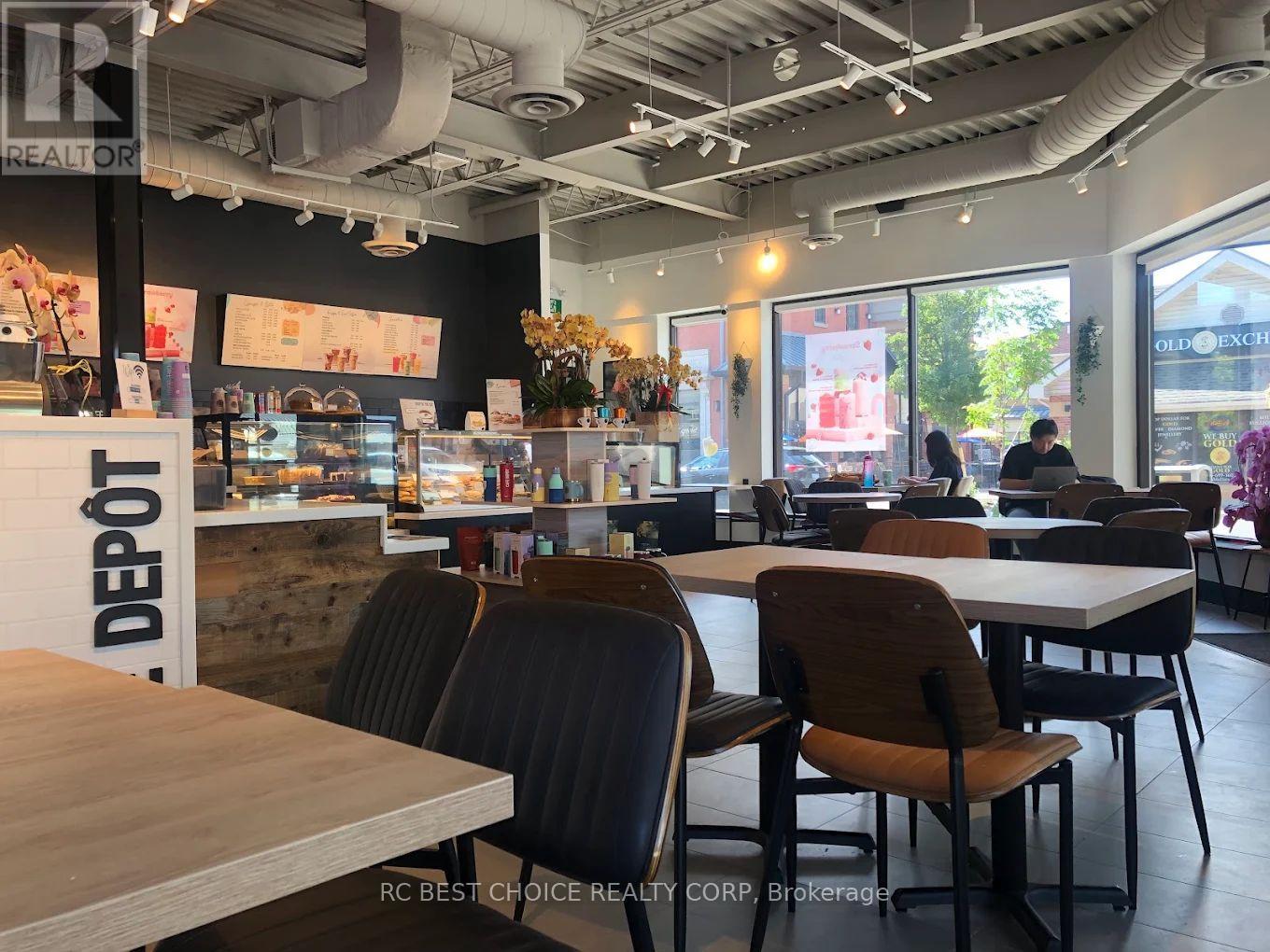 252 MAIN STREET E, Milton, Ontario