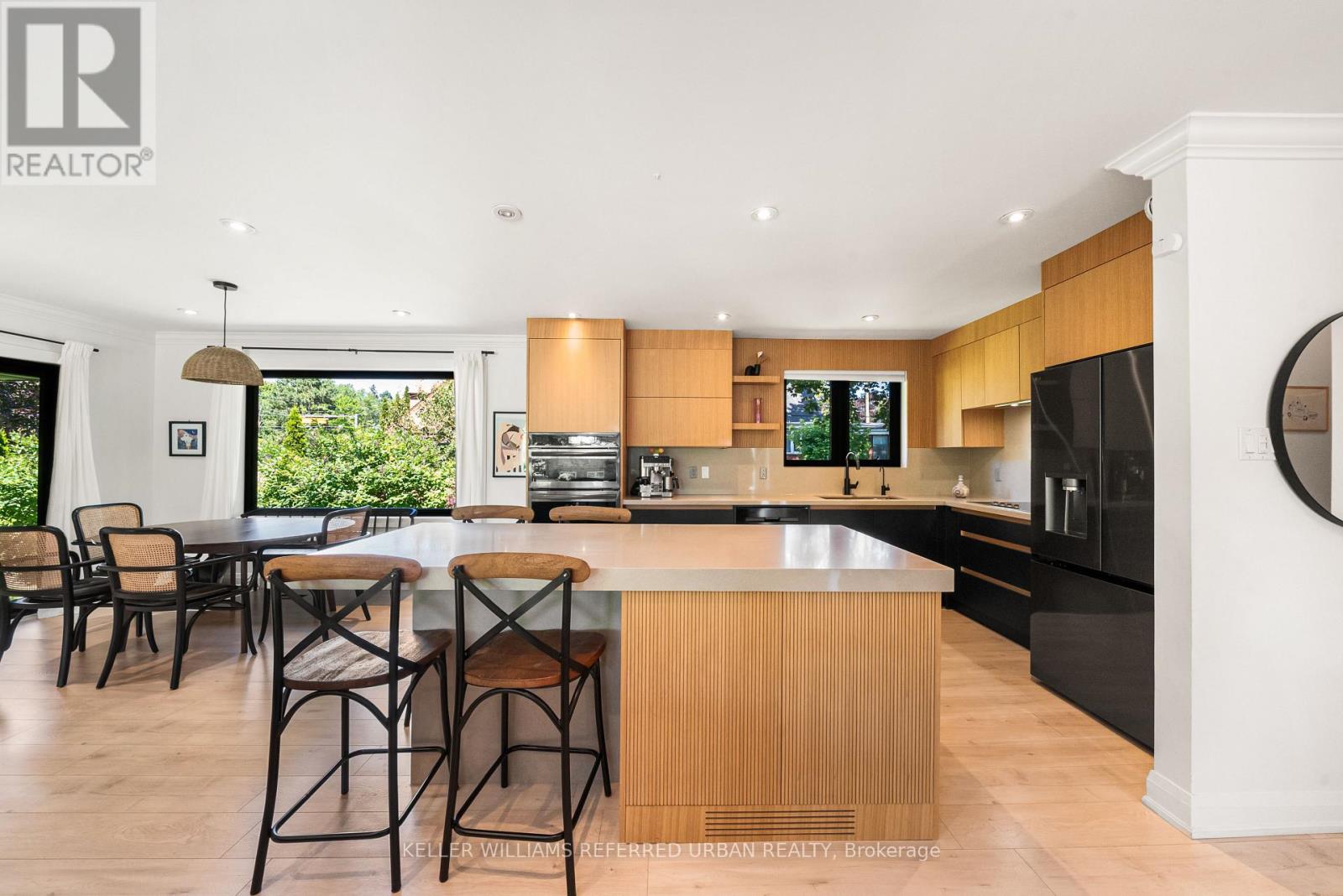 115 Bonnyview Drive, Toronto, Ontario M8Y 3G9 - Photo 6 - W13594248
