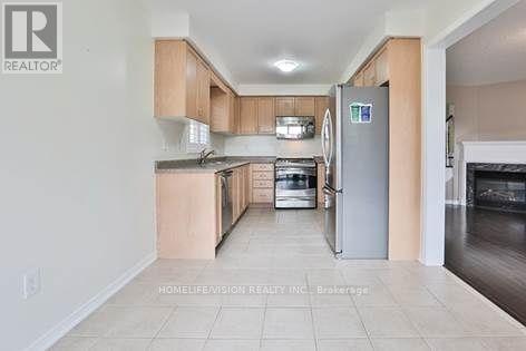 36 Twin Hills Crescent, Vaughan, Ontario  L4H 0G6 - Photo 4 - N13687264