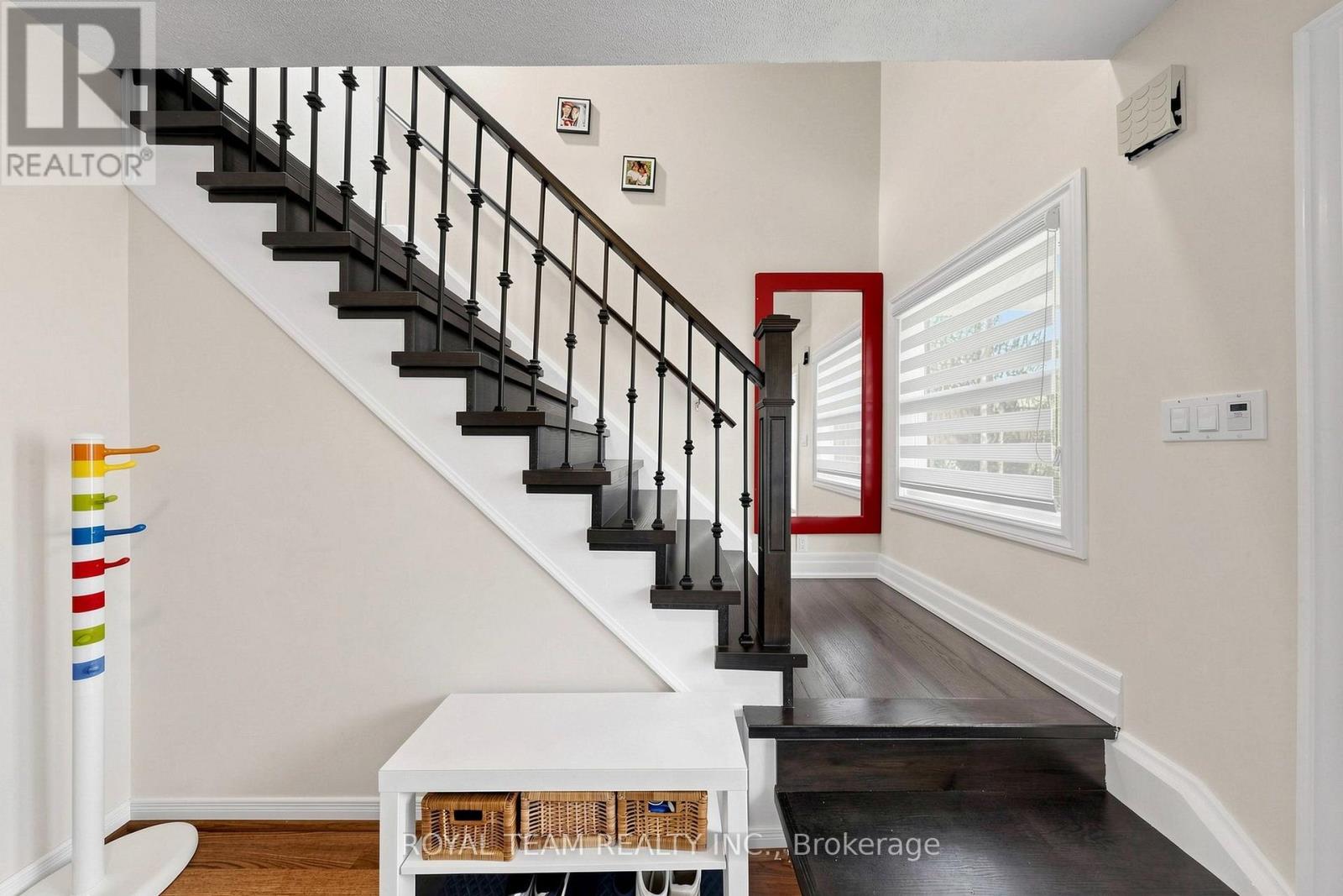 28 Ailsa Drive, Georgina, Ontario  L4P 3N5 - Photo 15 - N13687336