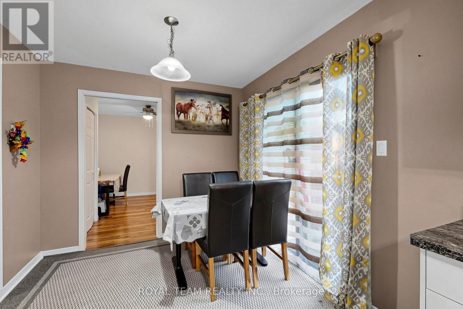 28 Ailsa Drive, Georgina, Ontario  L4P 3N5 - Photo 6 - N13687336
