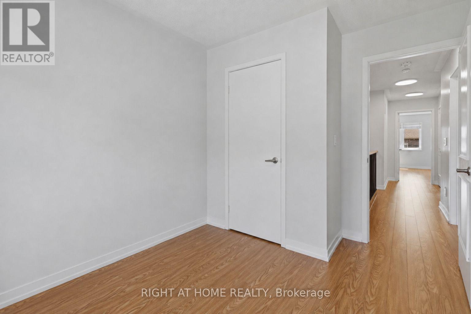 206 Harding Park Street, Newmarket, Ontario  L3Y 0E3 - Photo 19 - N13687422