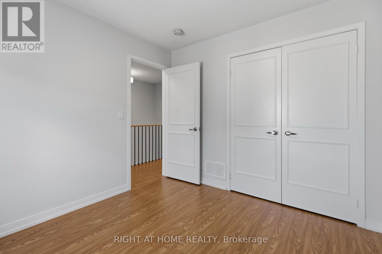 206 Harding Park Street, Newmarket, Ontario  L3Y 0E3 - Photo 22 - N13687422