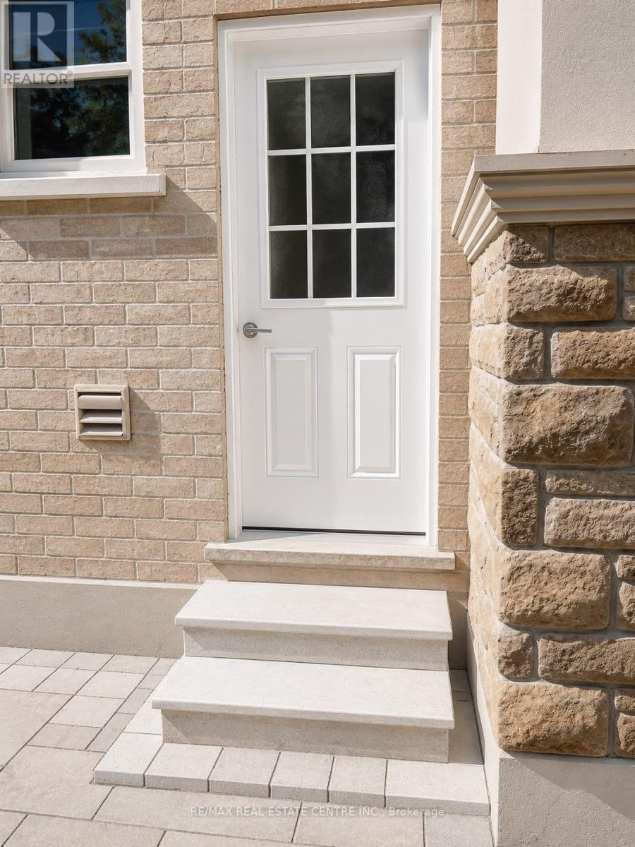 Lower - 10 Virtue Crescent, Vaughan, Ontario  L4H 4C3 - Photo 14 - N13687482