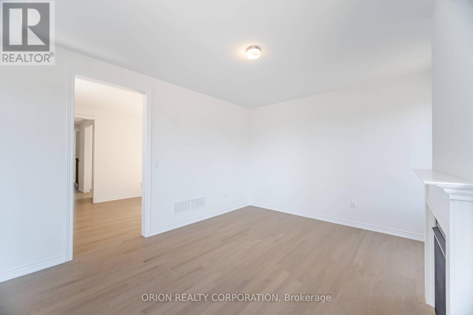 122 Thicketwood Avenue, Barrie, Ontario  L9J 0W8 - Photo 12 - S13687398