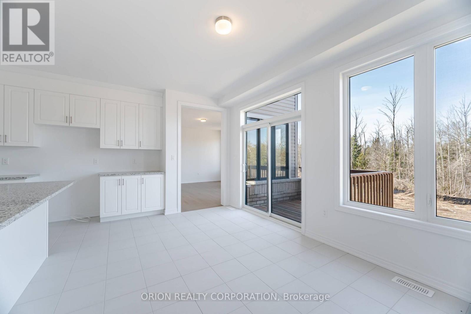 122 Thicketwood Avenue, Barrie, Ontario  L9J 0W8 - Photo 15 - S13687398