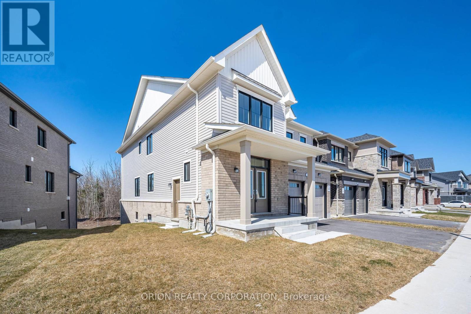 122 Thicketwood Avenue, Barrie, Ontario  L9J 0W8 - Photo 3 - S13687398