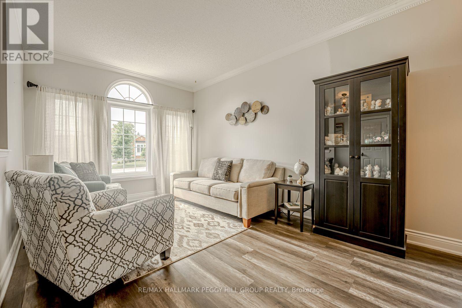 2 Purt Court, Barrie, Ontario  L4N 9K7 - Photo 10 - S13687402